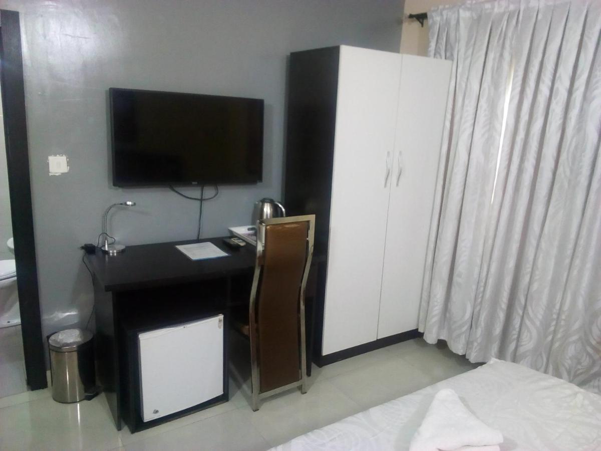 Primal Aparthotel Ikoyi Lagos Exterior foto